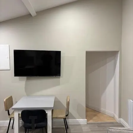 דירה Modern Secure Townhouse Oldcastle