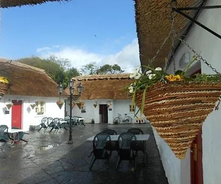 Modern Secure Townhouse Apartman Oldcastle