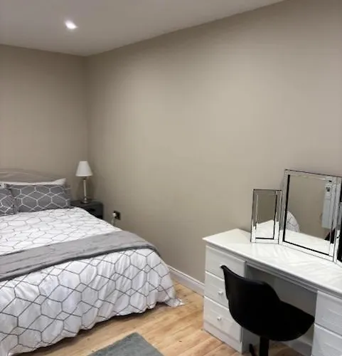 Modern Secure Townhouse