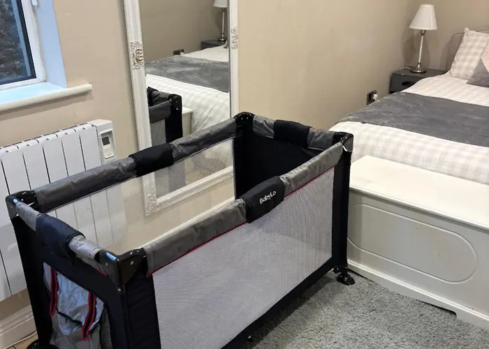 شقة Modern Secure Townhouse *